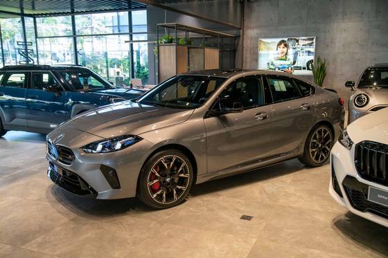 BMW M 235i 2.0 16V TURBO GASOLINA XDRIVE GRAN COUPÉ STEPTRONIC BMW M 235i 2.0 16V TURBO GASOLINA XDRIVE GRAN COUPÉ STEPTRONIC